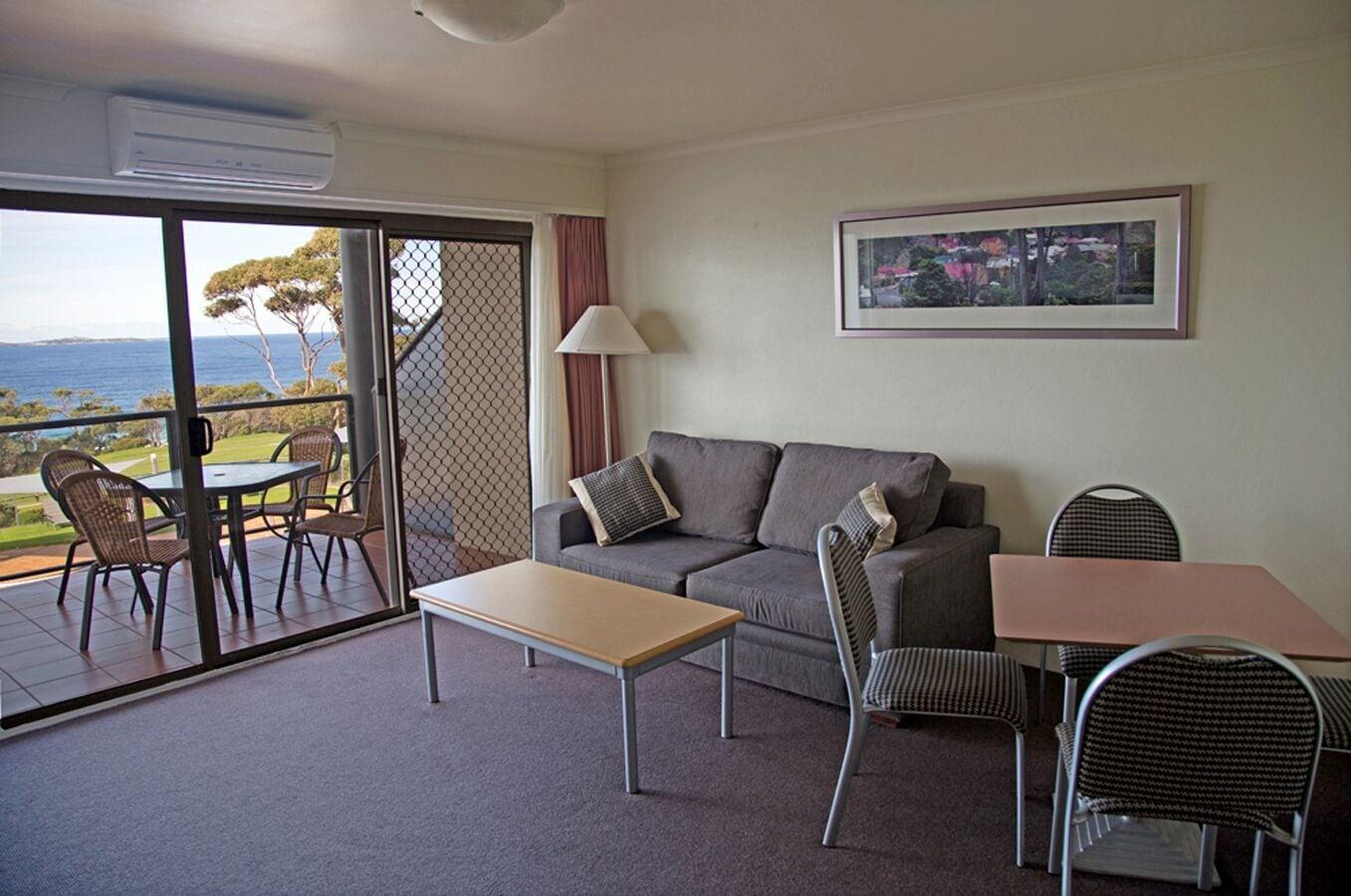 Amooran Oceanside Apartments And Motel Narooma Exteriör bild