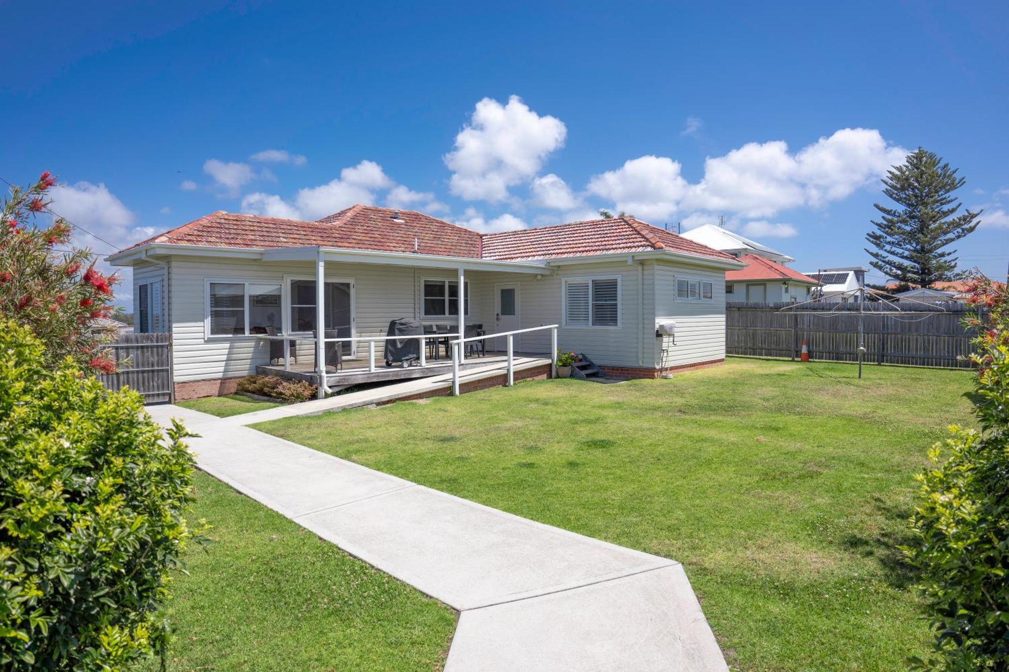 Amooran Oceanside Apartments And Motel Narooma Exteriör bild