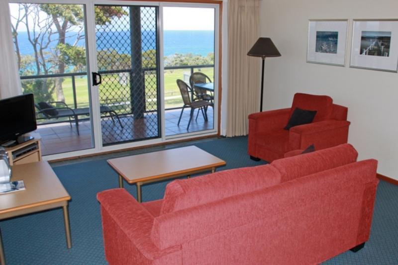 Amooran Oceanside Apartments And Motel Narooma Exteriör bild