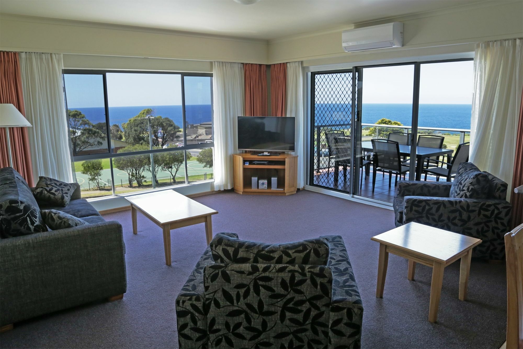 Amooran Oceanside Apartments And Motel Narooma Exteriör bild